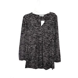 Women’s Medium Gray/Black Tunic NWT